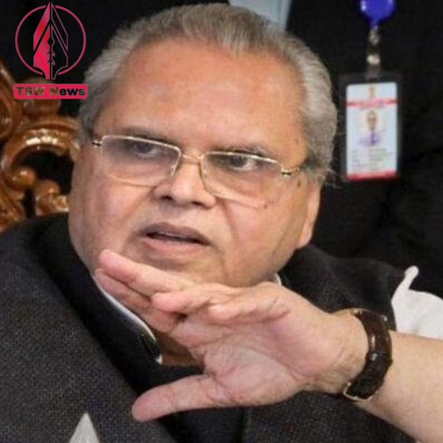 The Central Bureau of Investigation (CBI) has reportedly sent a notice to the former Governor of Jammu and Kashmir, Satya Pal Malik( Satyapal Malik (Image via HT)