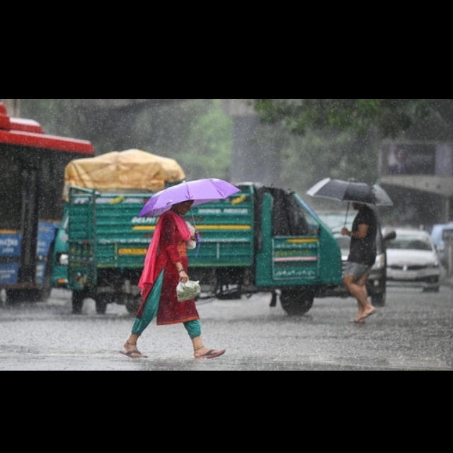 IMD Issues 'Red' Alert for Gujarat Predicting Heavy Rainfall on Sept 17-18