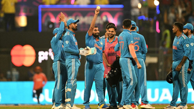 India Matches Sri Lanka's Remarkable World Cup Bowling Record in Kolkata Victory