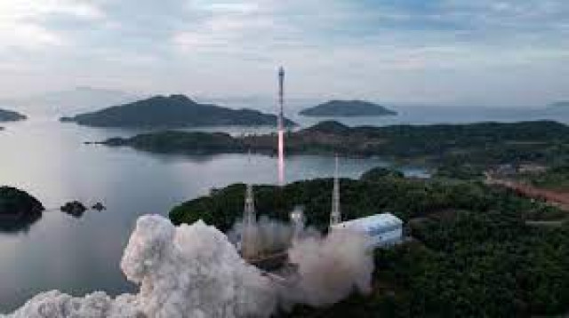 South Korea Reacts to North's Satellite Launch: Partial Suspension Sparks Tension