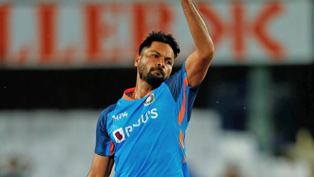 Mukesh Kumar Touted as Mohammed Shami's Successor by R Ashwin