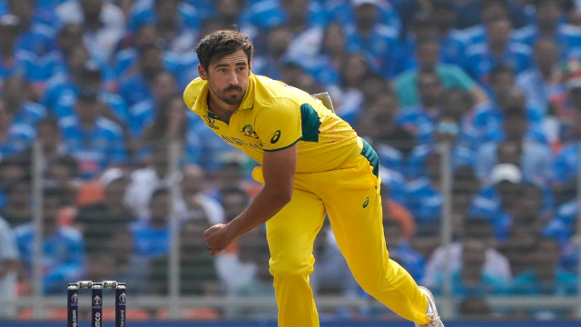 How much is Kolkata Knight Riders (KKR) set to pay Mitchell Starc per ball in the upcoming IPL 2024?