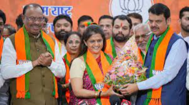 Archana Patil Chakurkar, Veteran Congress leader Shivraj Patil's daughter-in-law, enters in BJP