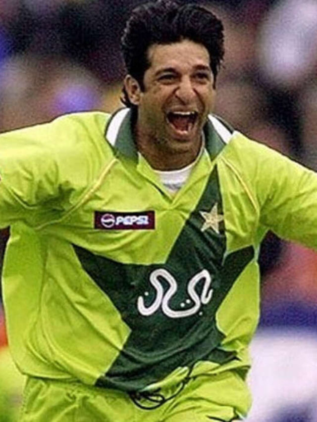 2022/10/cropped-wasim-akram-640x853.jpeg