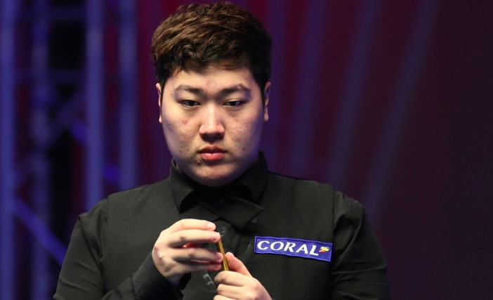 2022/12/Yan-BingtaoFormer-Champion-Suspended-By-Snooker-Amid-Match-Fixing-Investigation.jpg